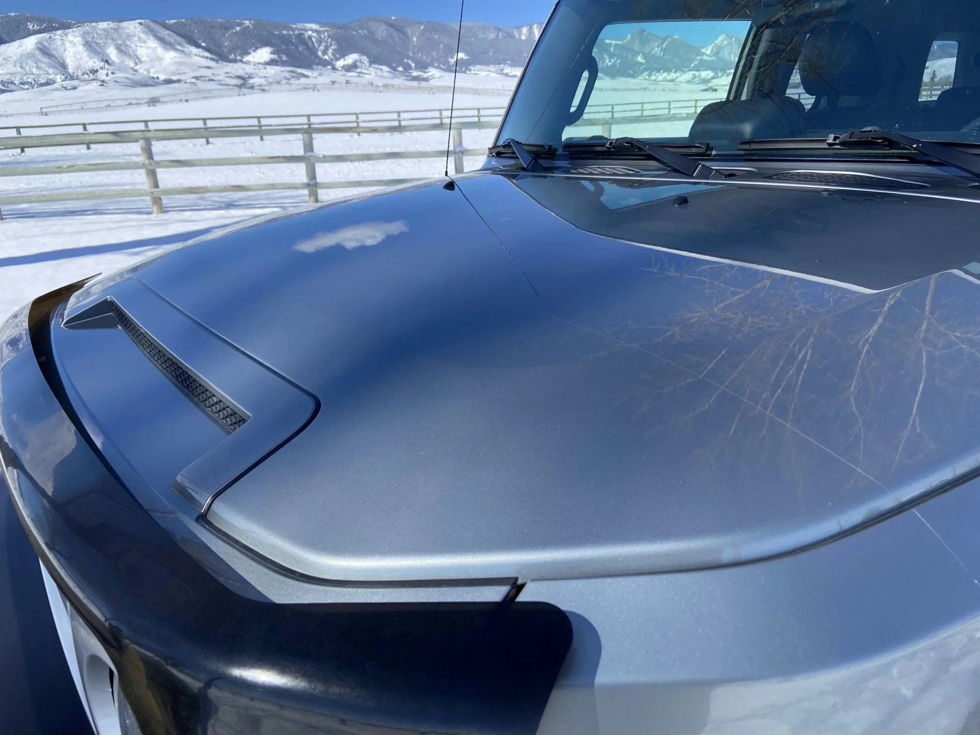 2010ToyotaFJCruiserGray_JTEBU4BF4AK084721 (17).webp