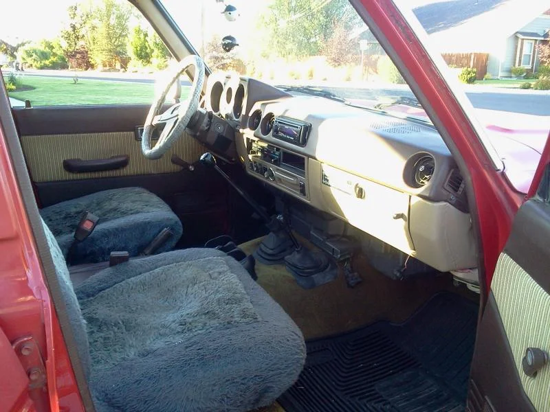81' FJ60 good condition in cent. OR