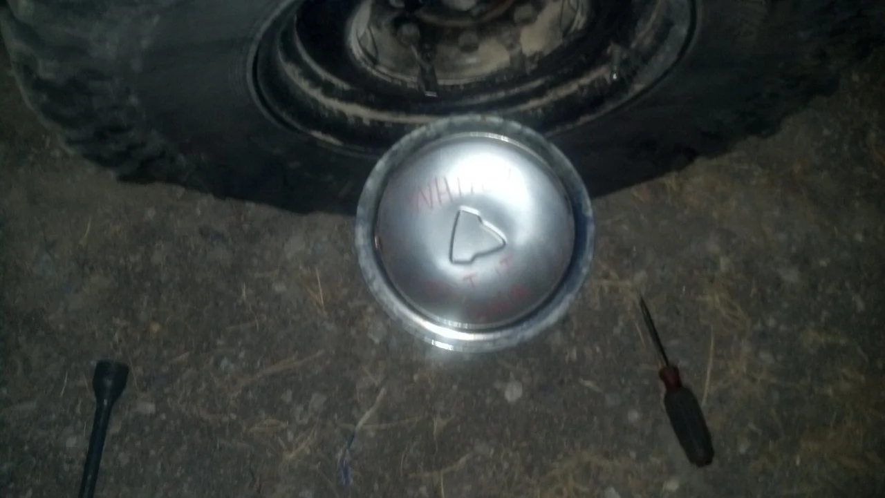 2013 Oct 3 Hubcap.webp