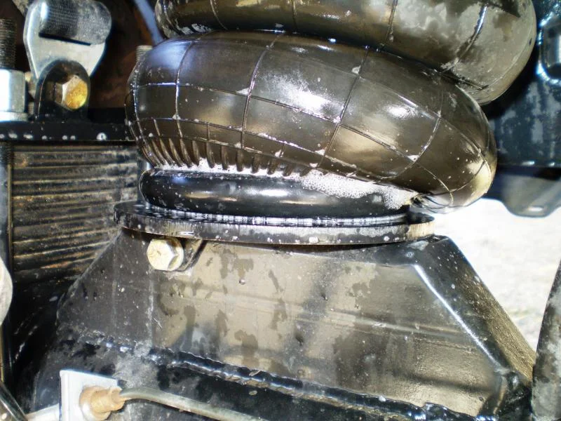 20140110_D_air bag leak.webp