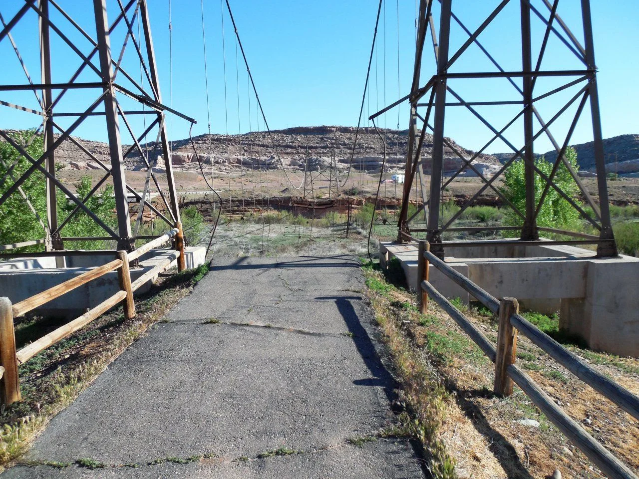 20140513_D_Dewey Bridge.webp