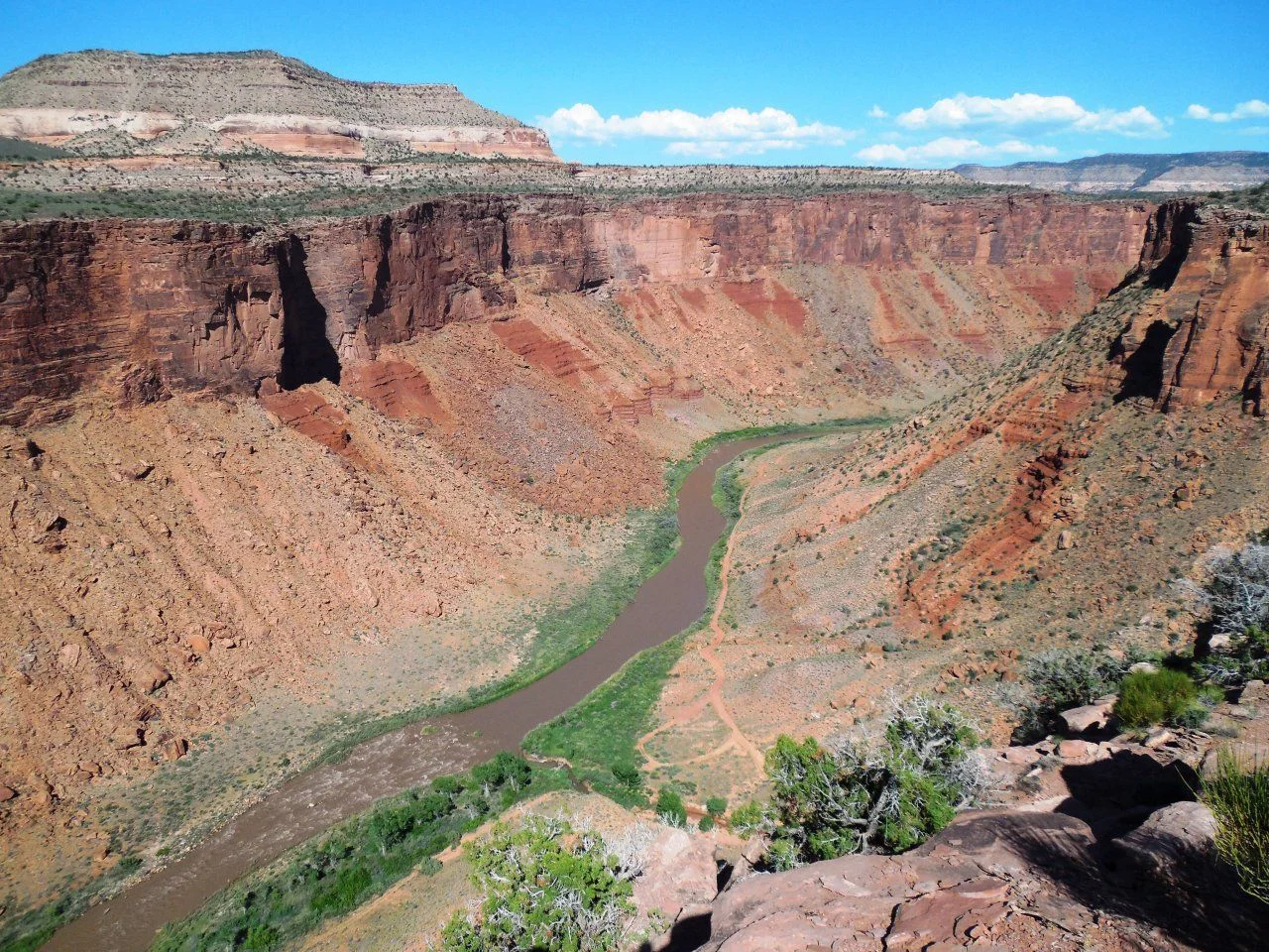 20140605_L_Dolores River Overlook.webp