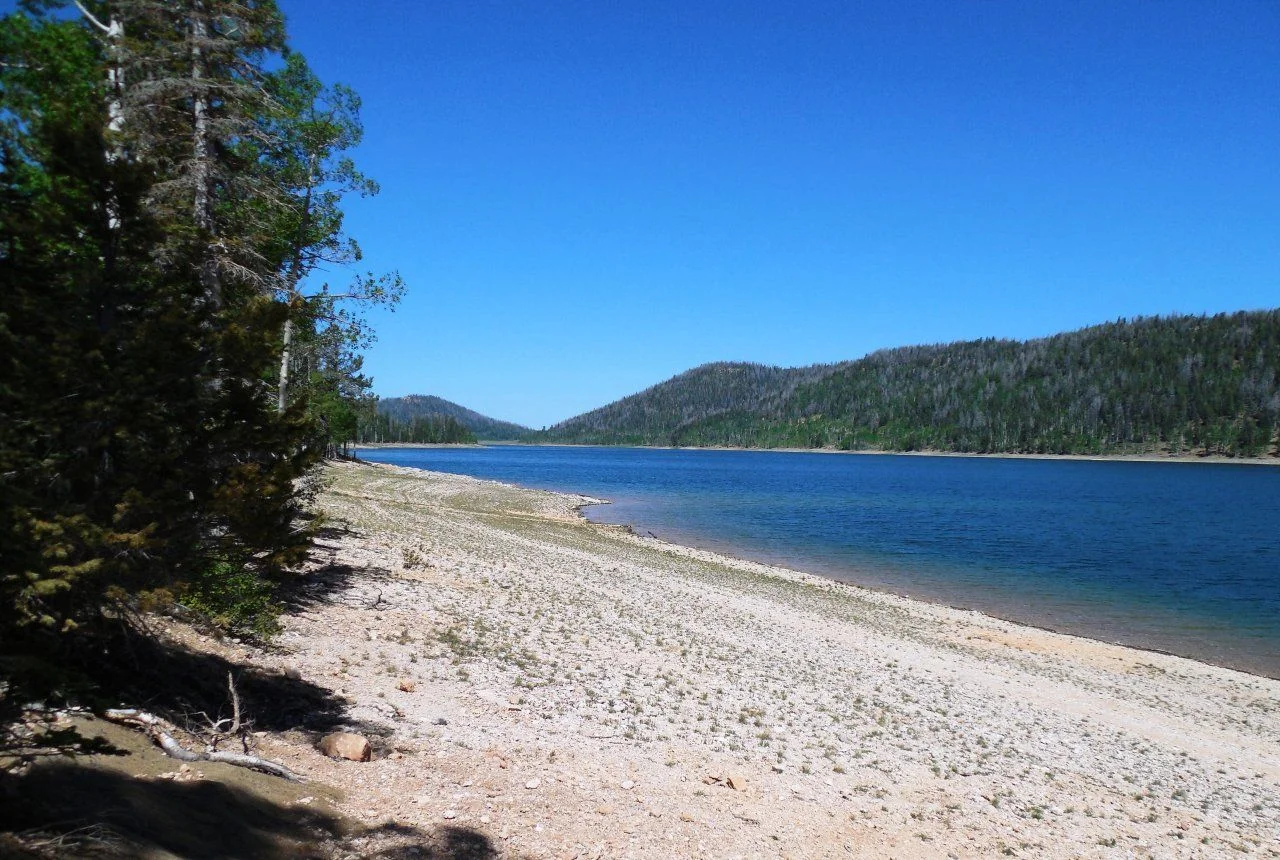 20140610_B_Navajo Lake.webp