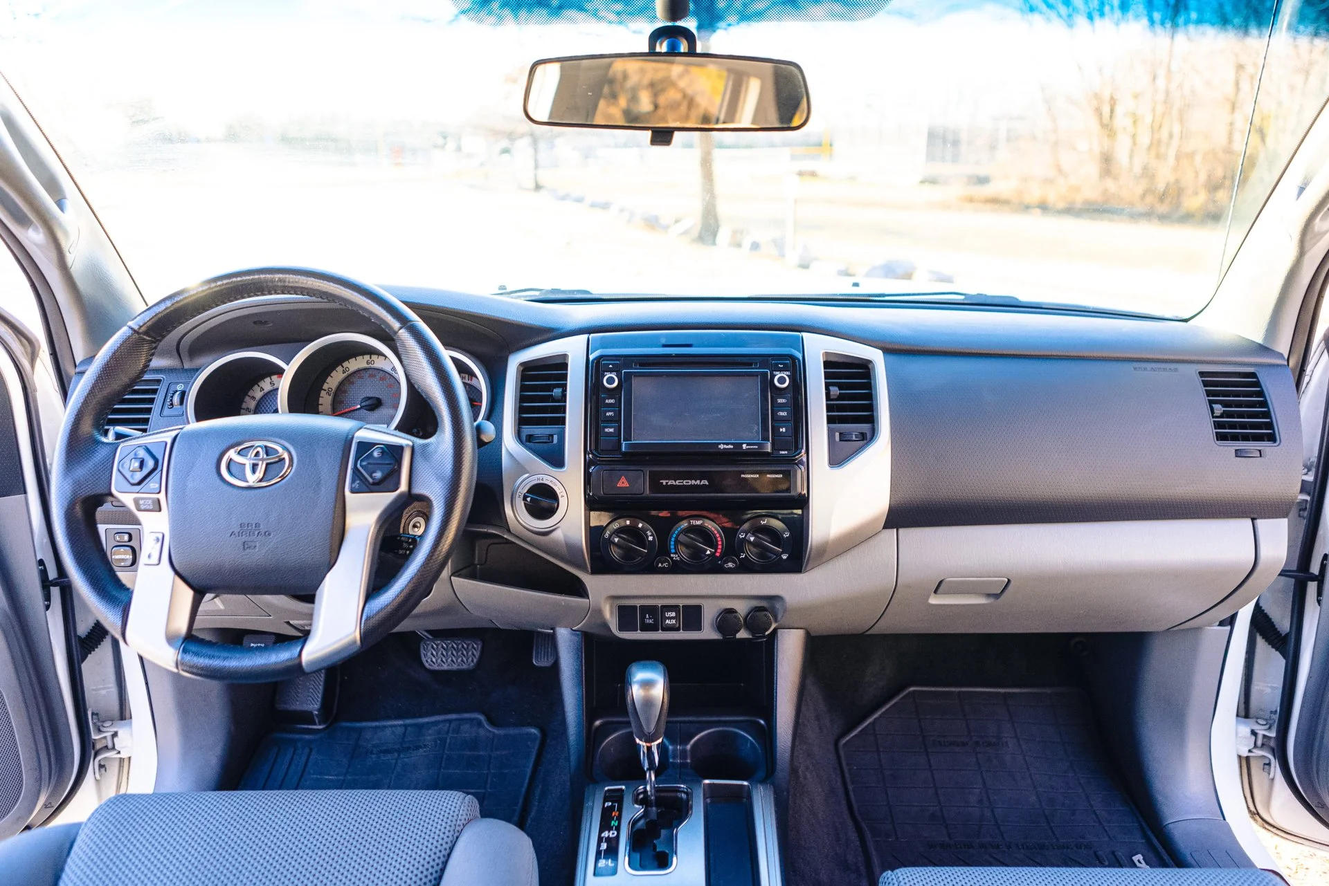 2015Tacoma-8404.webp