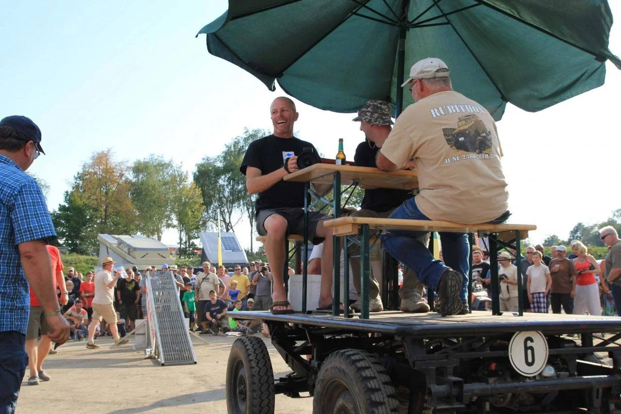 2016 Buschtaxi Treffen 9:11:16 (1).webp