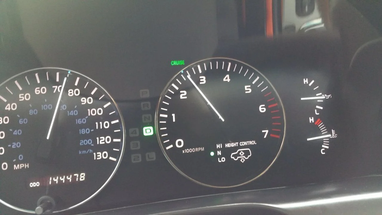 Is this '06 LX Oil pressure gauge correct ?? Looks low | IH8MUD Forum