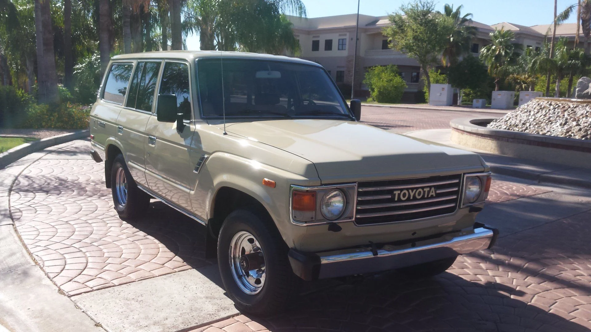 1985 FJ60 Land Cruiser