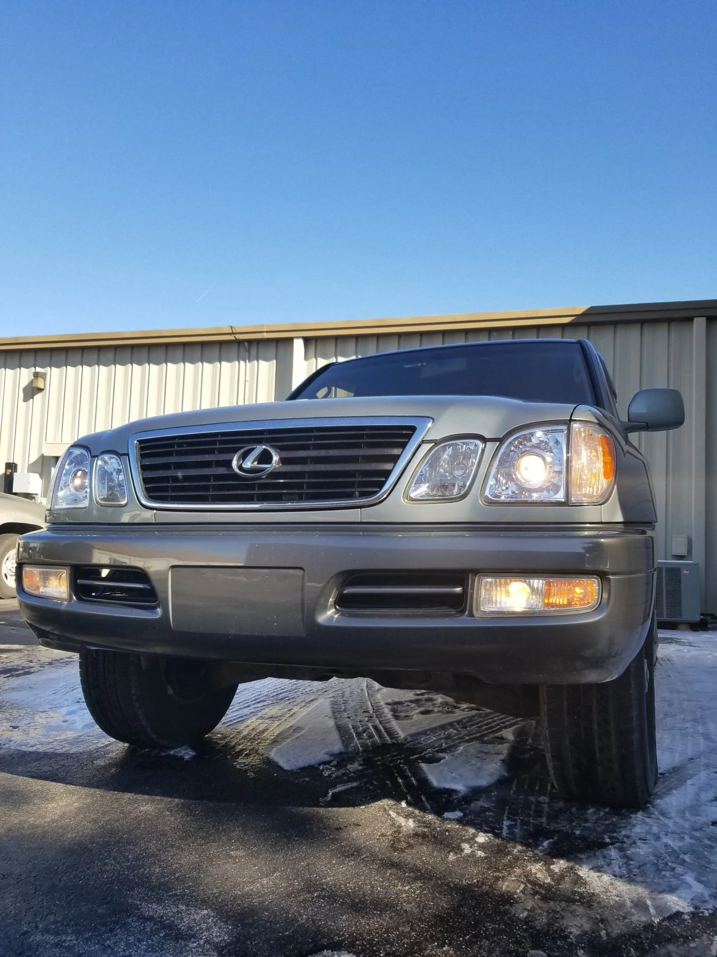 Hello. New LX470 owner from Knoxville. | IH8MUD.com Forum