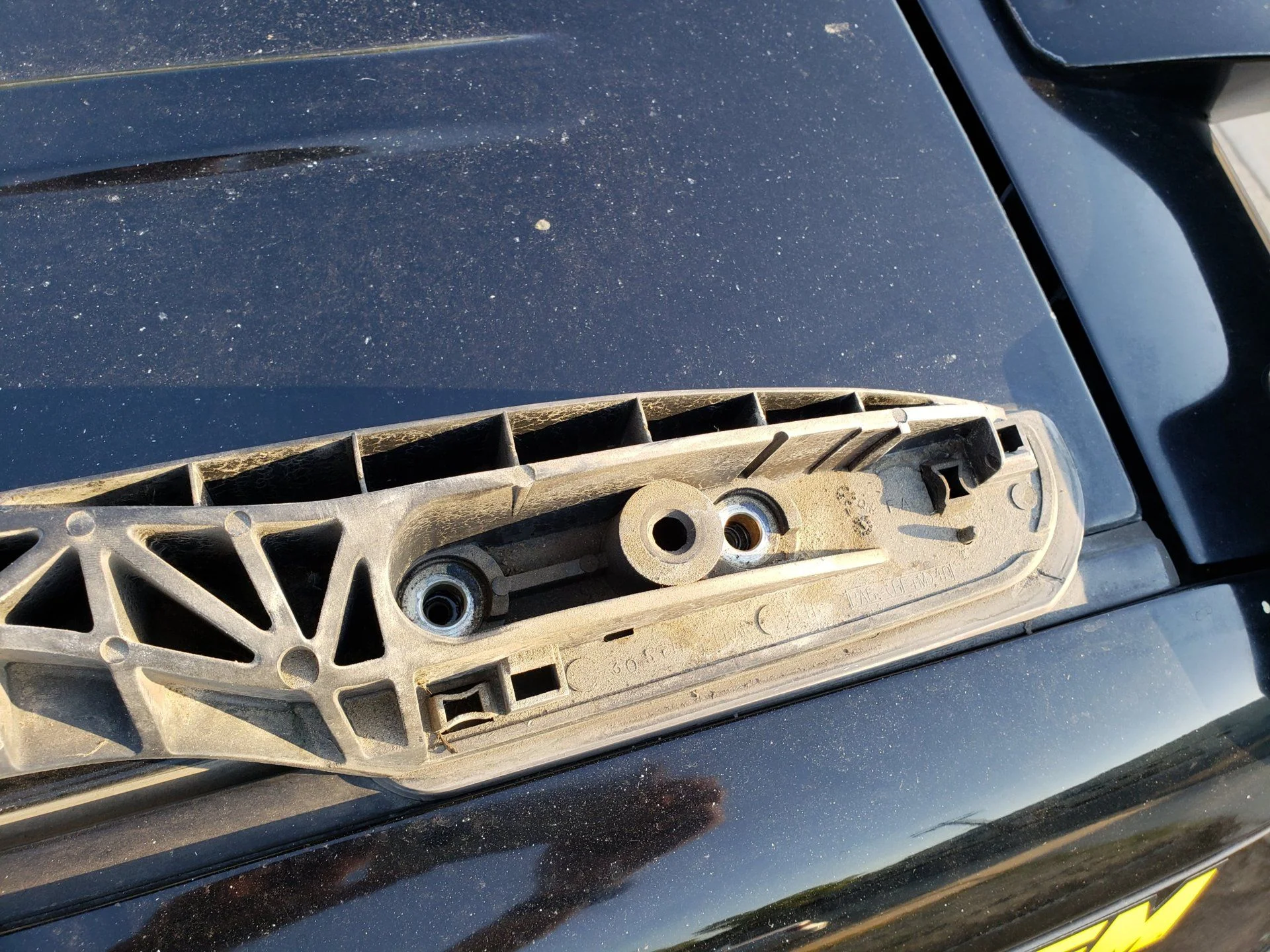 Stock Sequoia roof rack removal | IH8MUD Forum