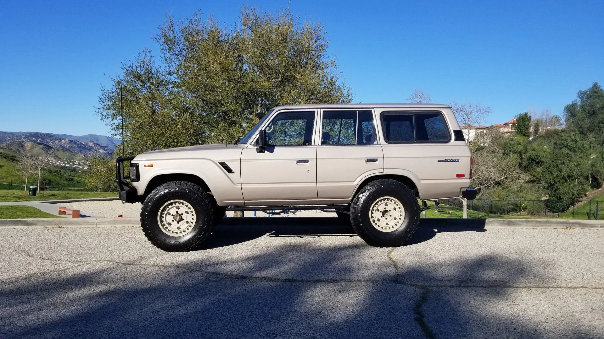 Socal 1989 FJ62 Super Clean ZERO Rust Lifted, Lockers, 4.88 Gears, A/C, Heat, Passes CA Smog