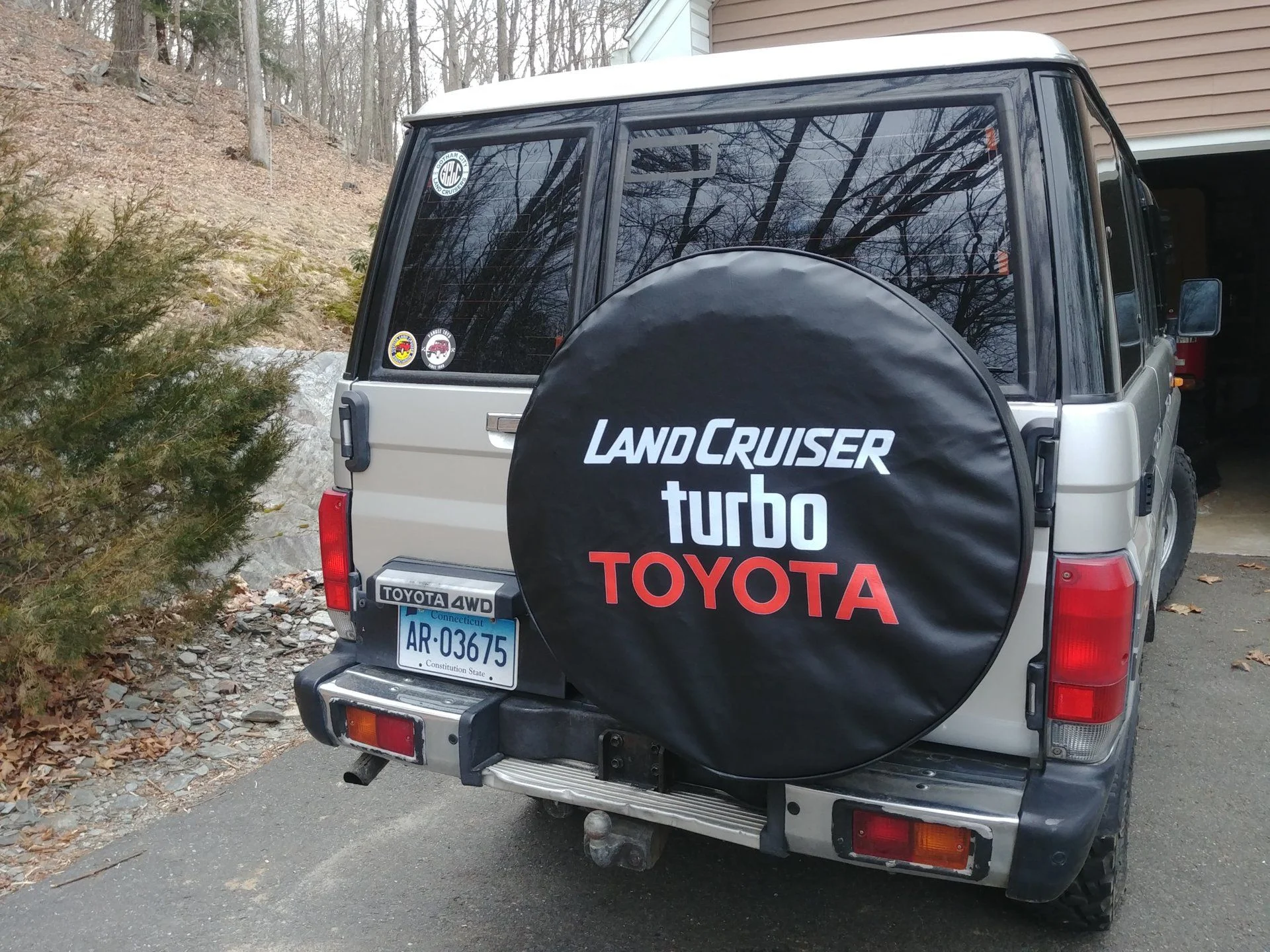 toyota fj spare tire cover