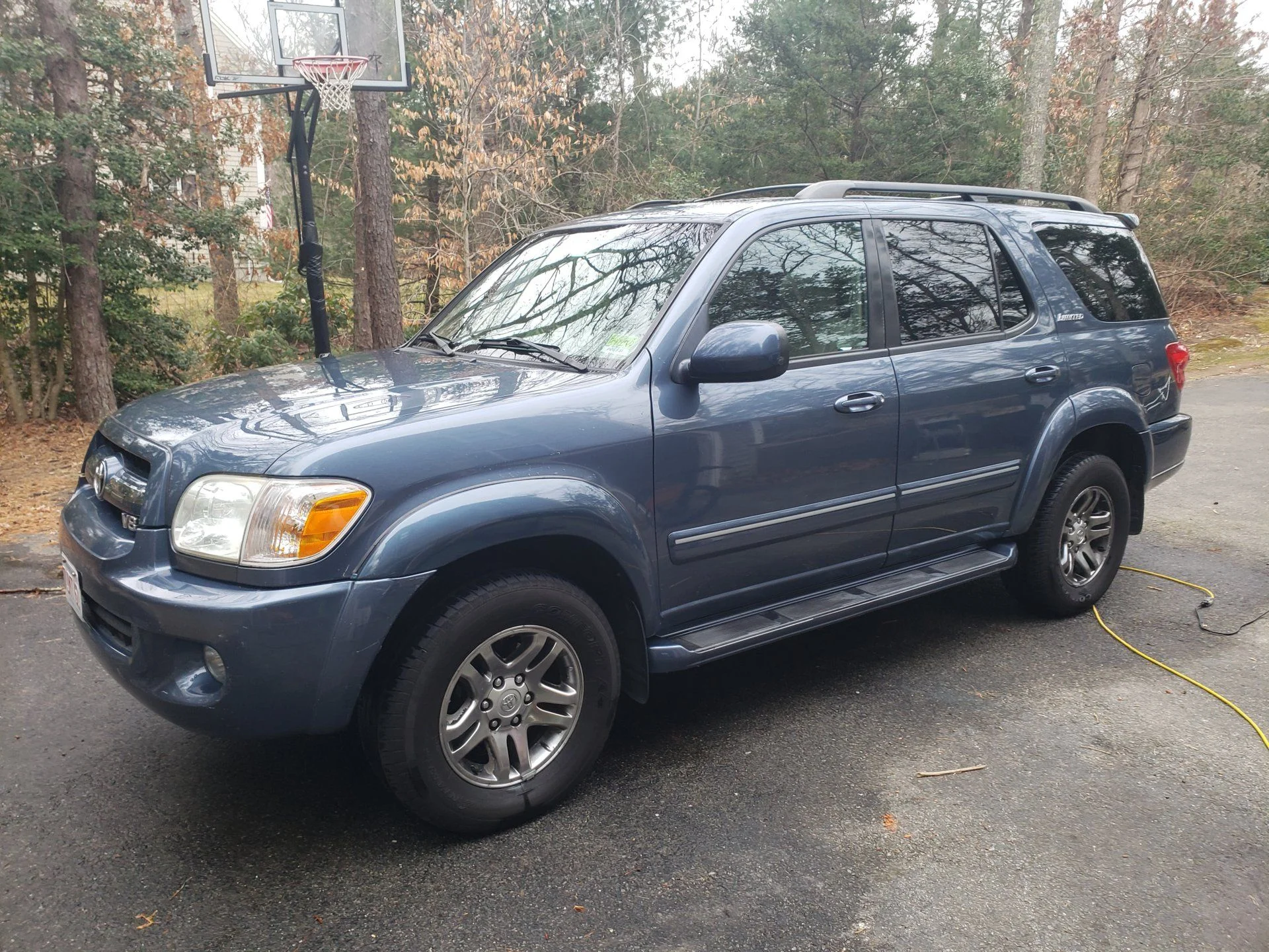 Massachusetts 2006 sequoia limited 4x4