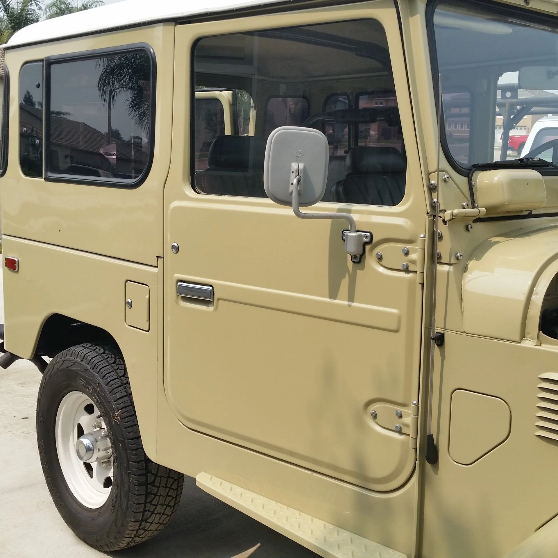 Tulare CA: 1980 FJ40