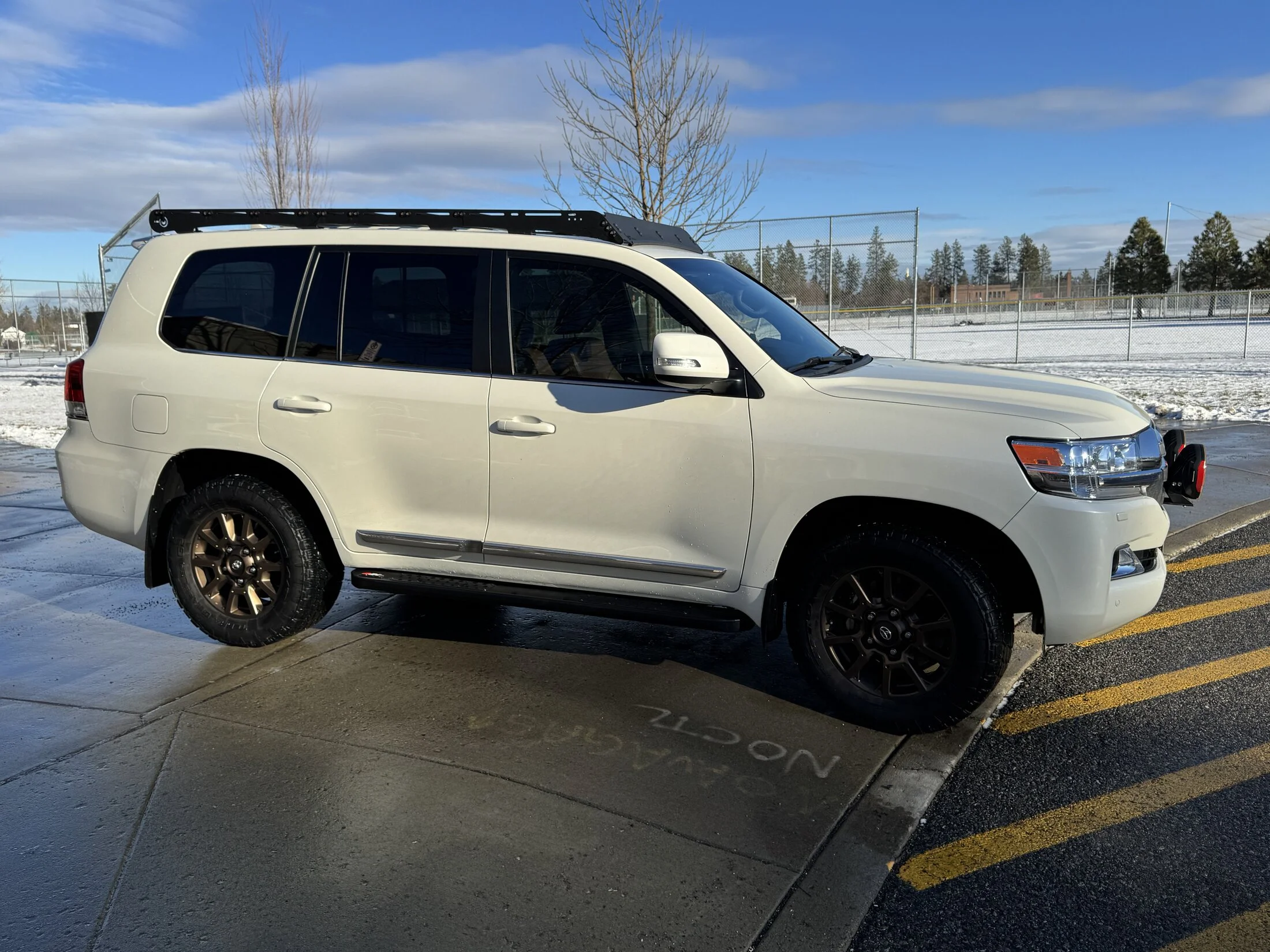 2021LandCruiser-7.jpg