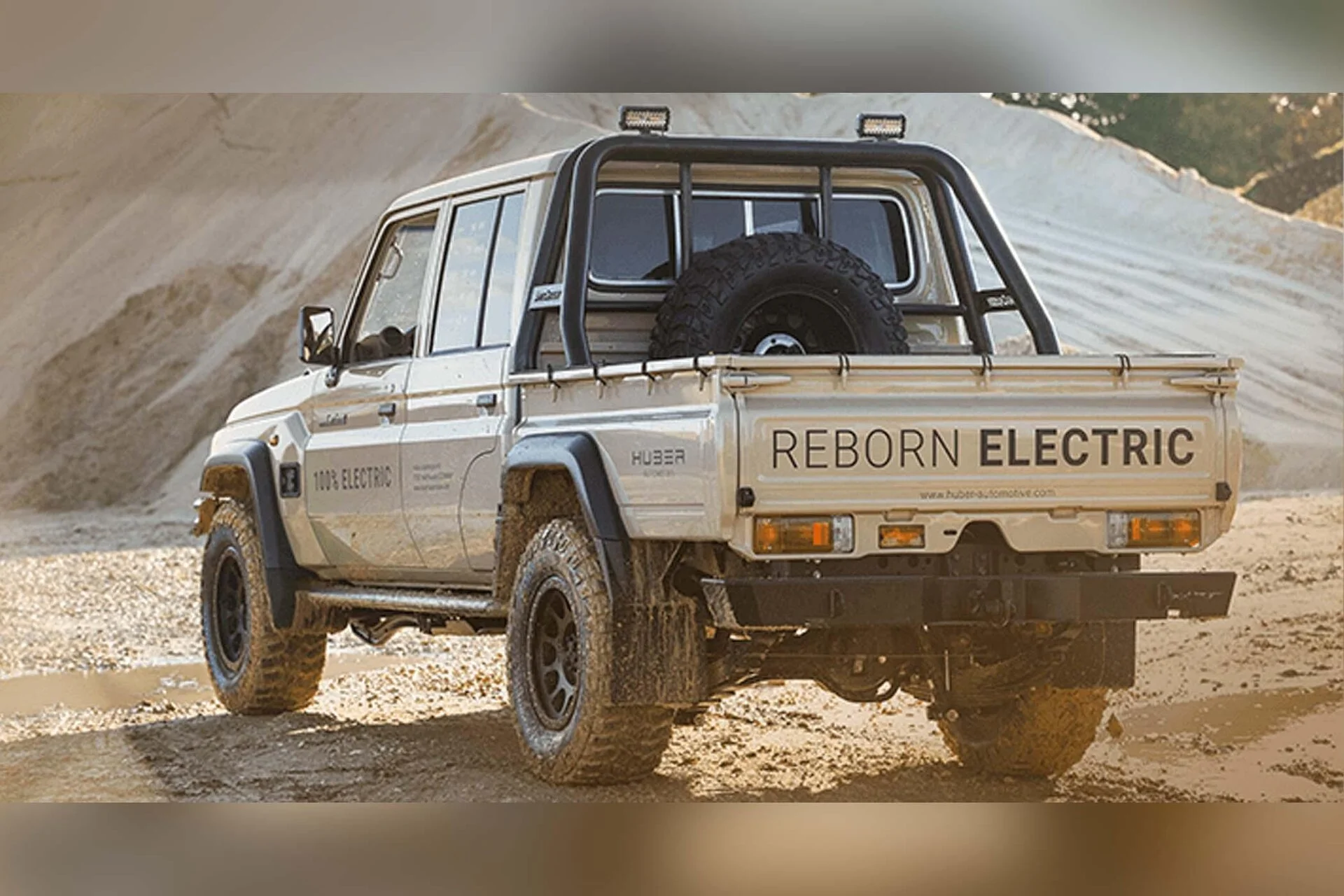 2023-toyota-landcrusier-70-series-mine-changer-hube-automotive3.webp