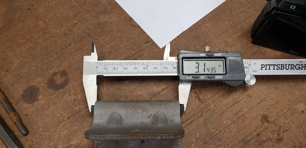 FJ40 Bib inner Hinge length.