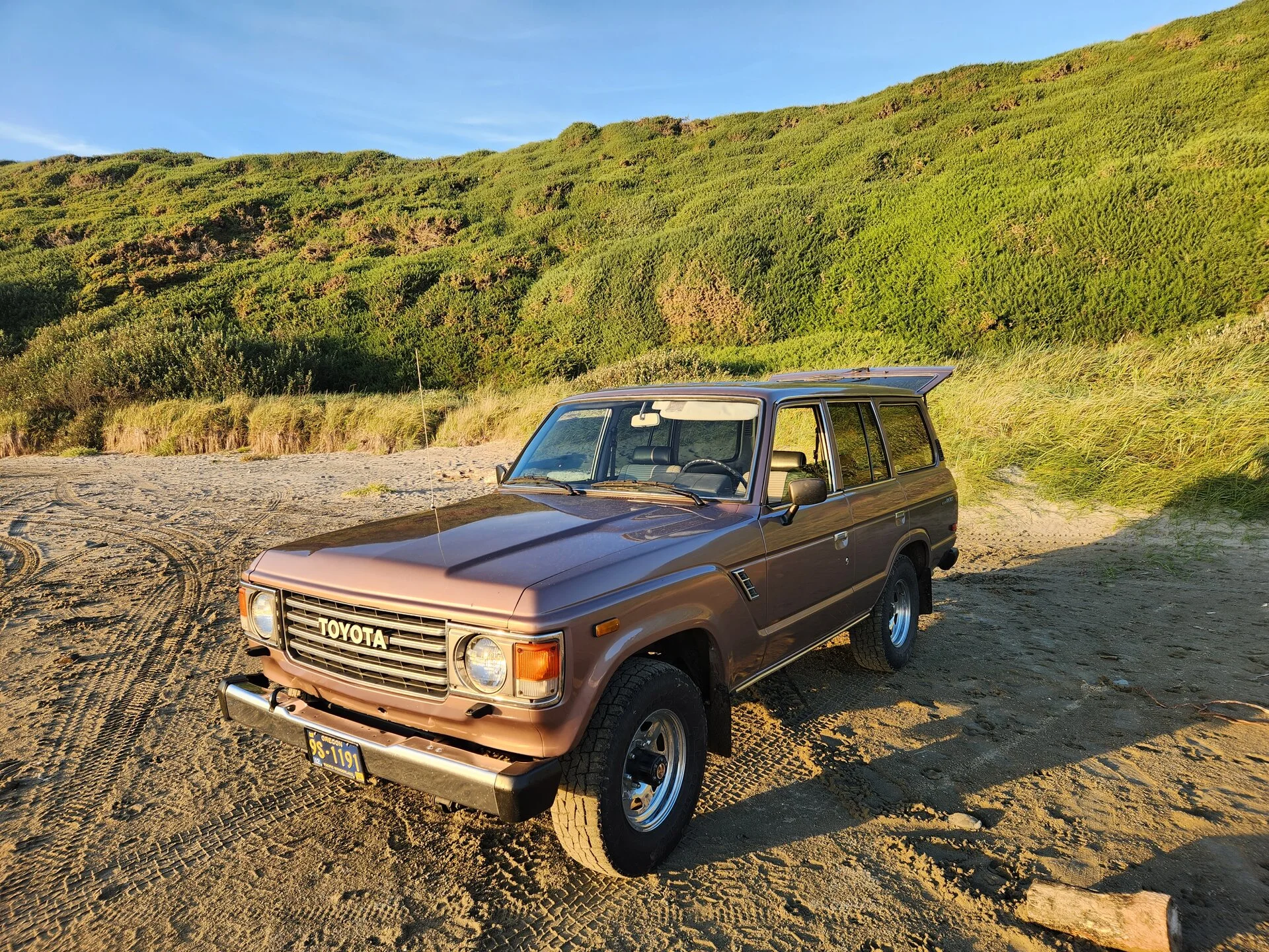1987 FJ60- Bandon, Oregon