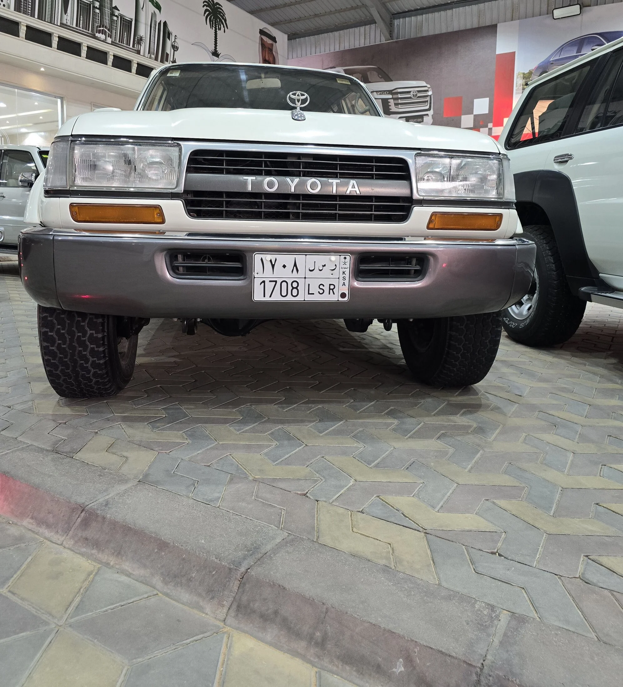 1994 GCC specifications 187000KM