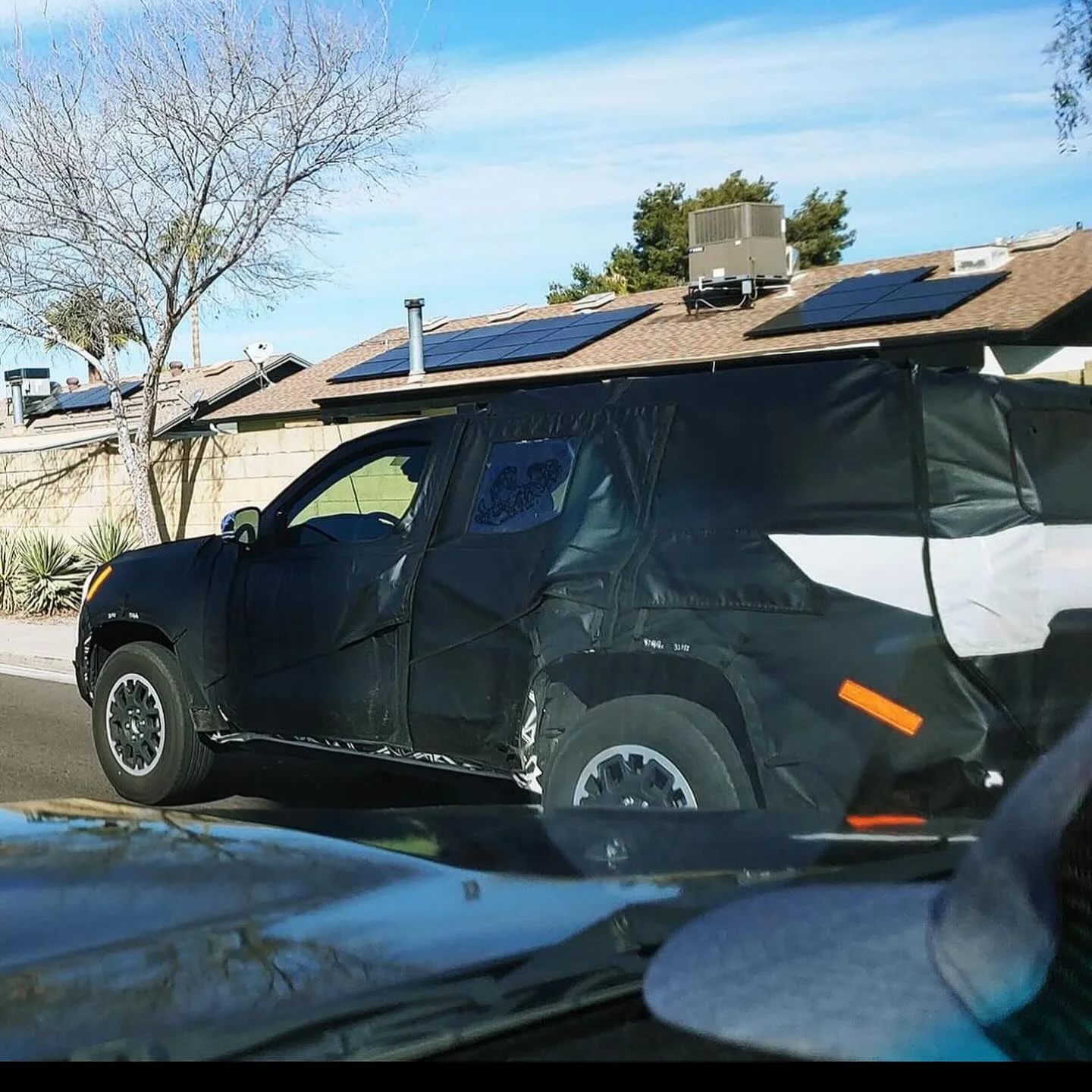 2025 toyota 4runner 6th gen prototype spied 1.webp