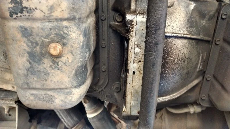21 Oilpan transmission.webp