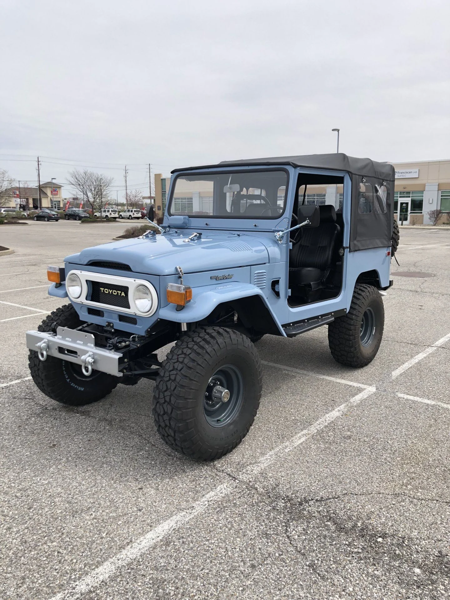 76 FJ40 (INDY)