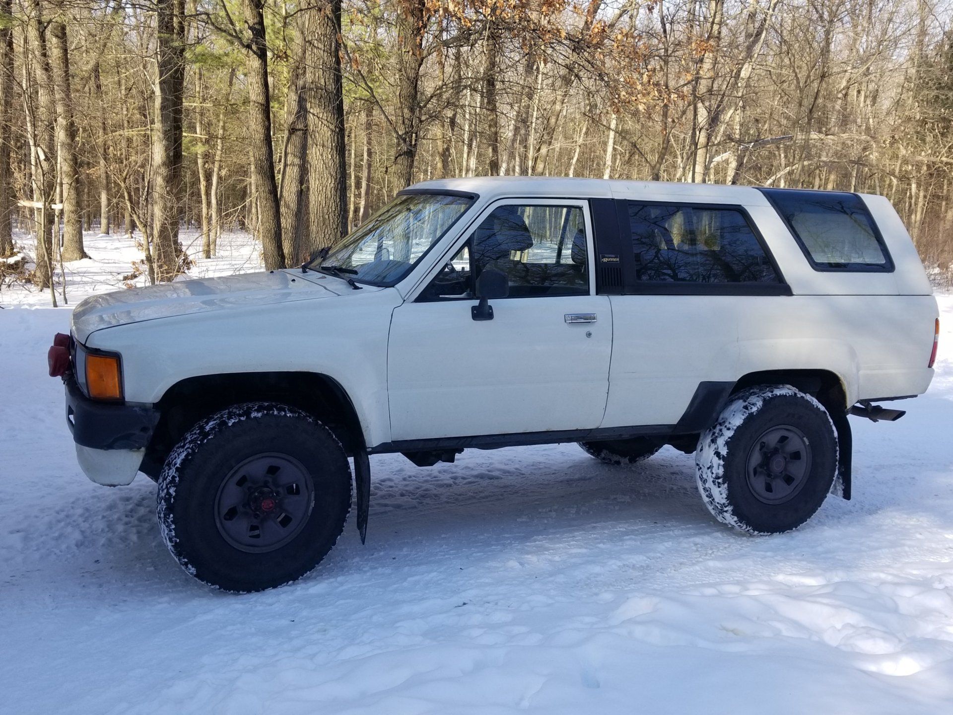 1923410