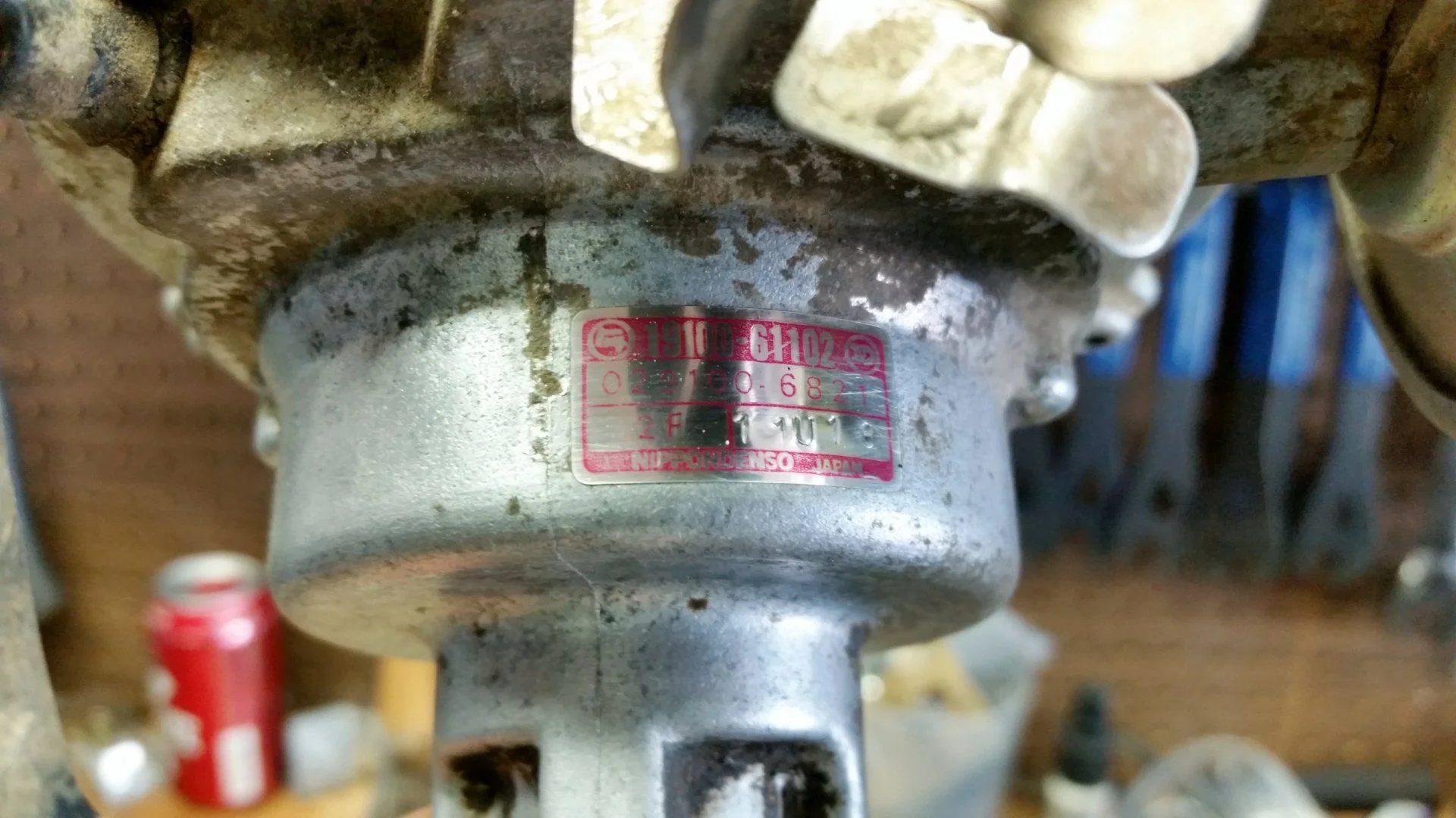 2F-002.webp