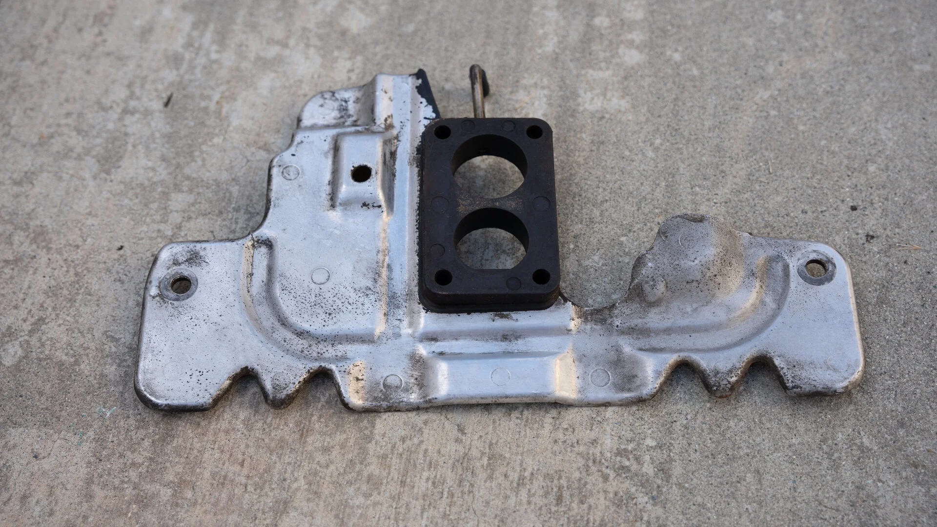 2f Carb Insulator (2).webp