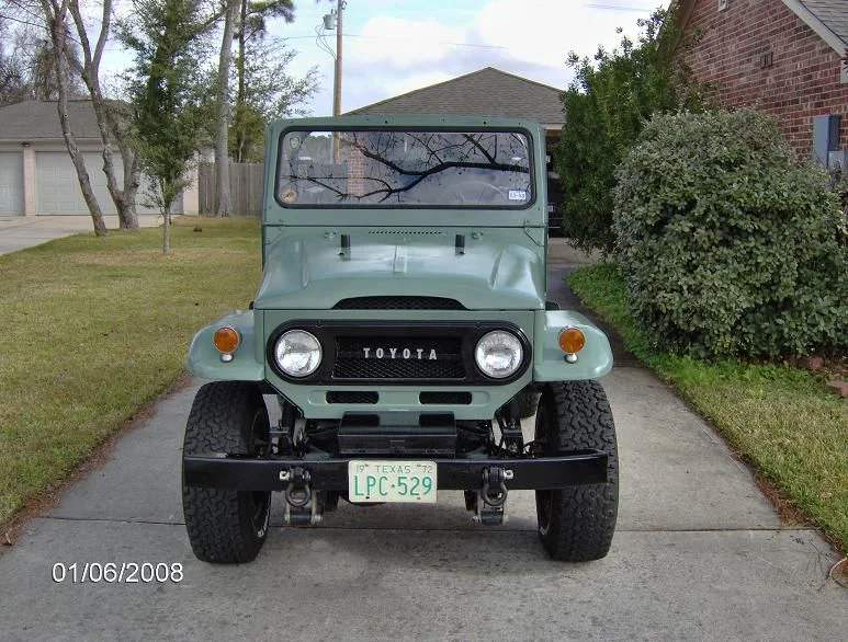 31x10.5 with OME kit and HFS shackles 3.webp
