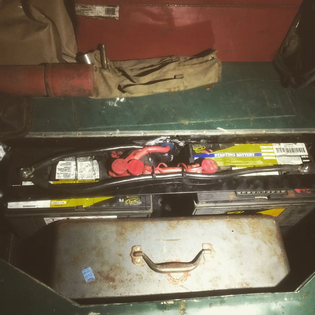 1903300