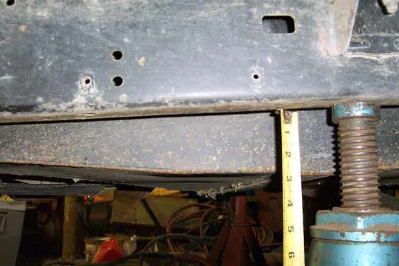 38-Gallon-Tank-Side-Front.webp