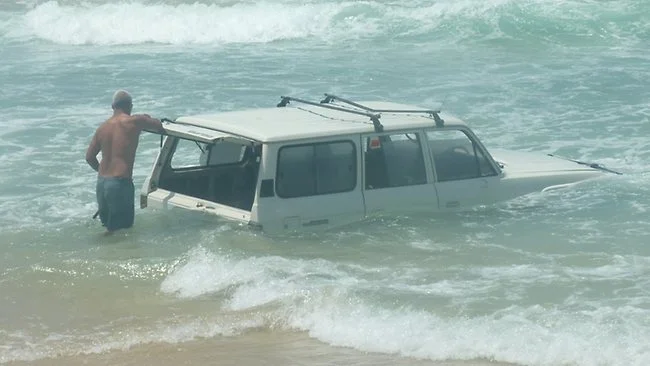 396452-4wd-drowns-at-fingal.webp