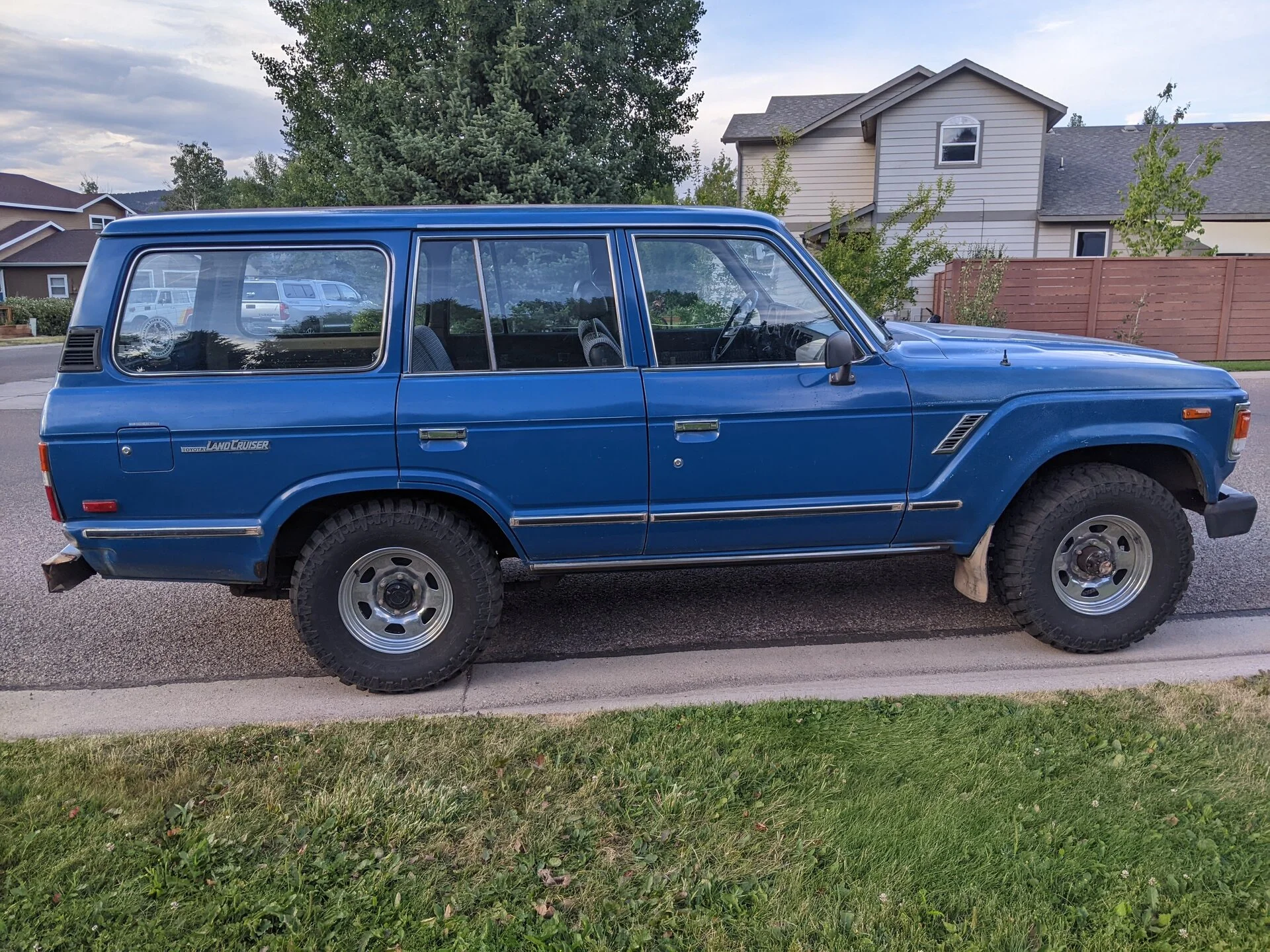 3FJ60.webp