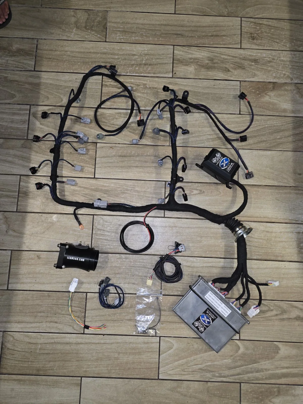 3uz  5speed manual NEW WIRING HARNESS picture.webp
