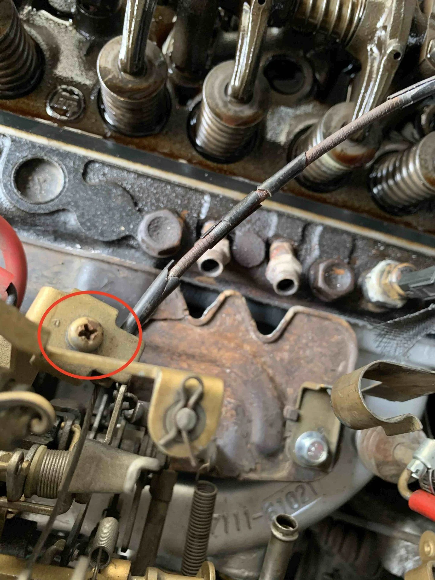 4 - Carburator choke screw.webp