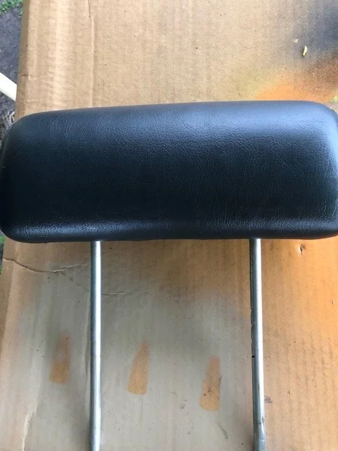 40 headrest 1.jpg