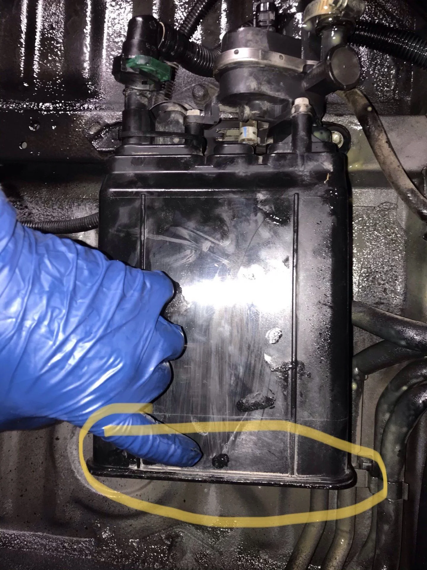 Cruiser Brothers 12.5 LRA Aux Tank Install in LX570 Page 8 IH8MUD Forum