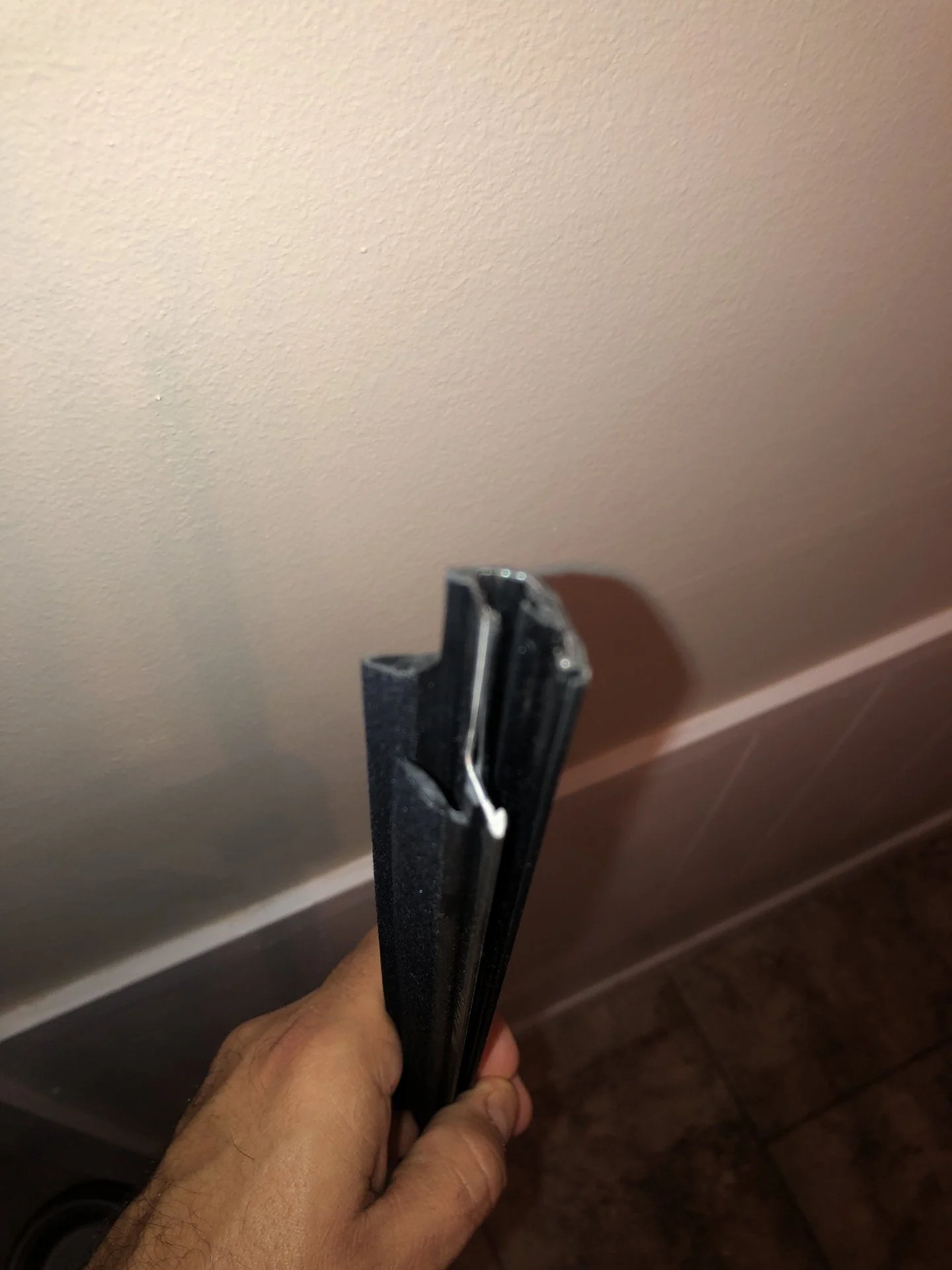 1911085