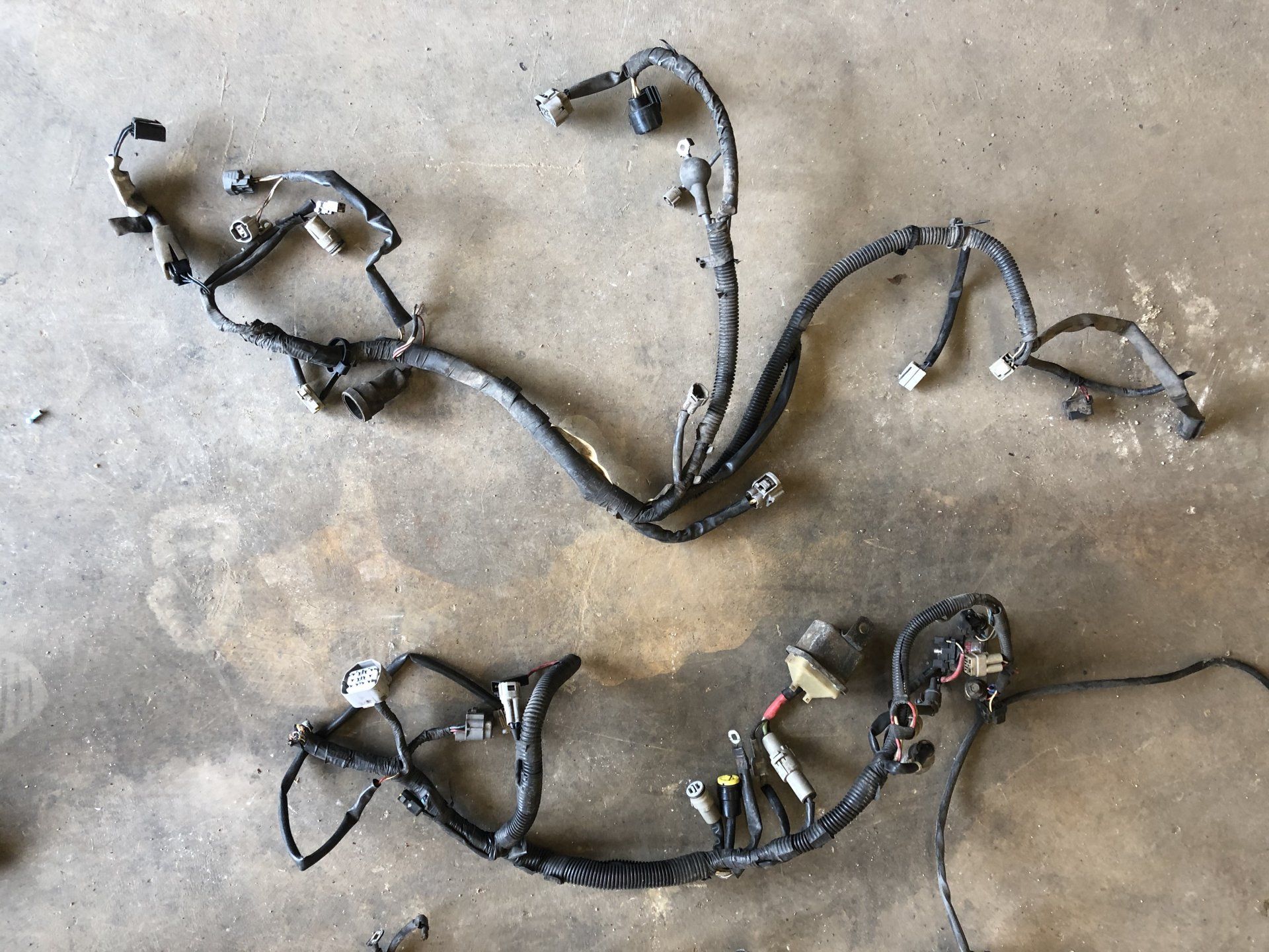 SOLD - 1HZ wiring harnesses | IH8MUD Forum