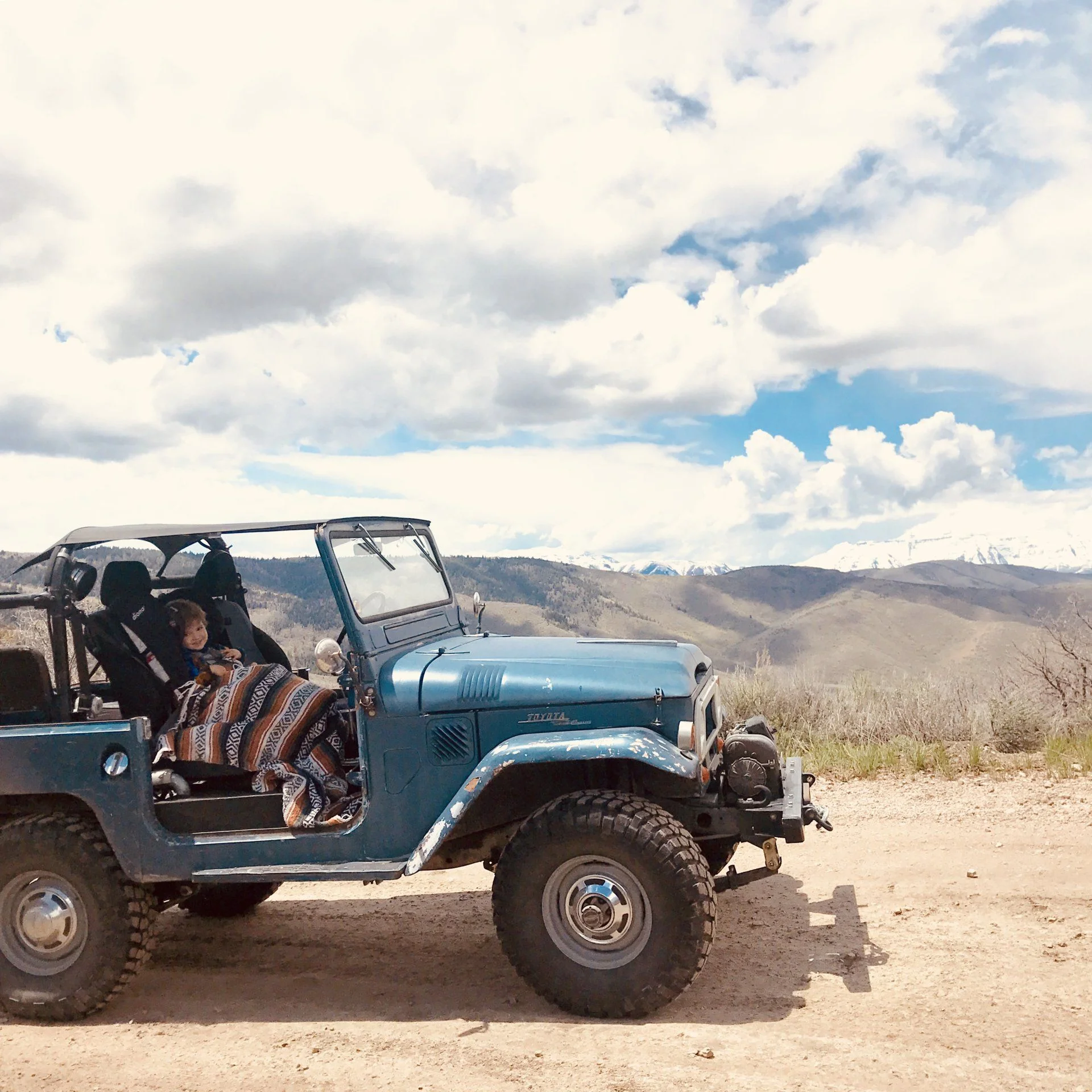 1986023