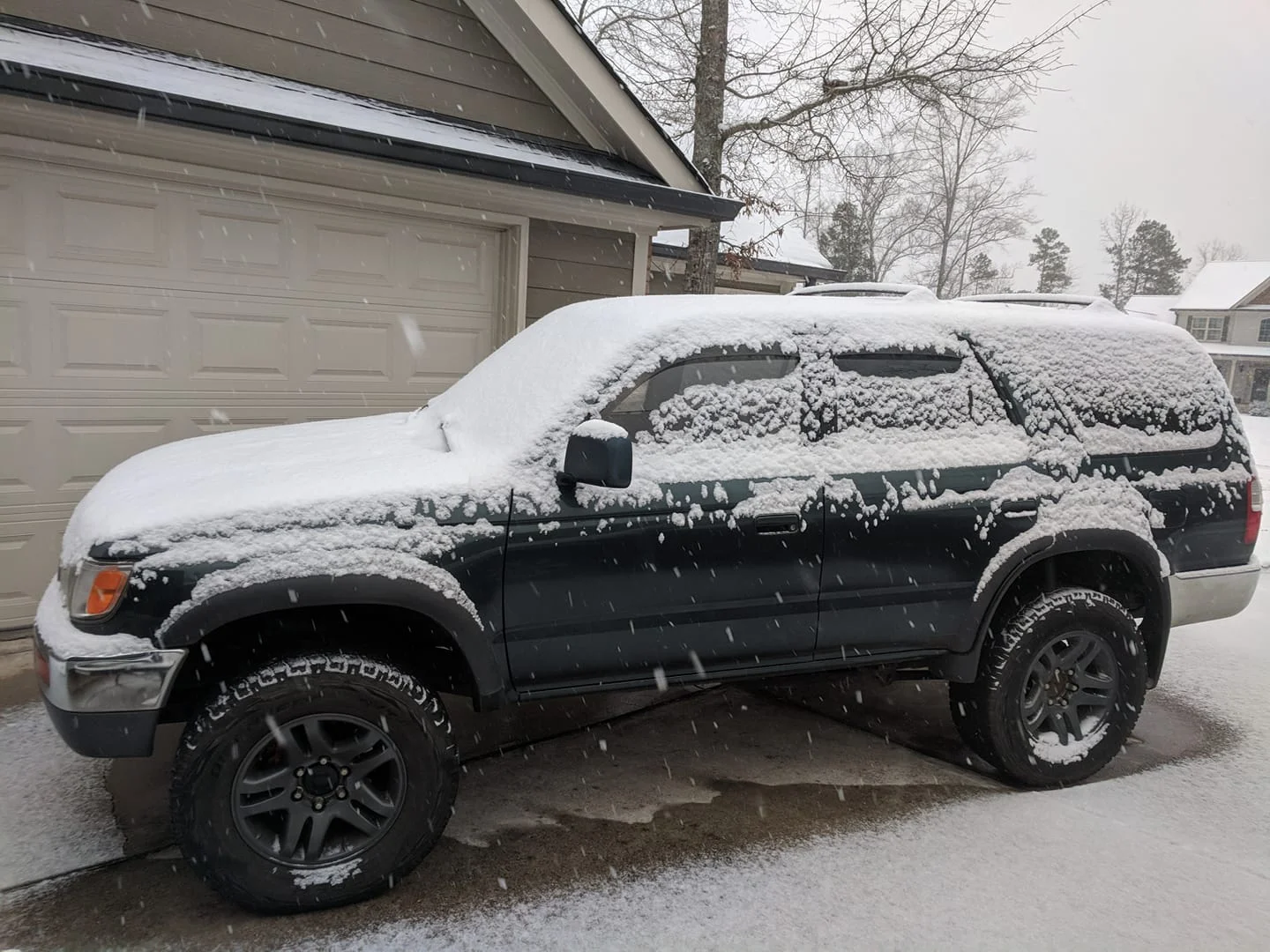4Runner Snow.jpg