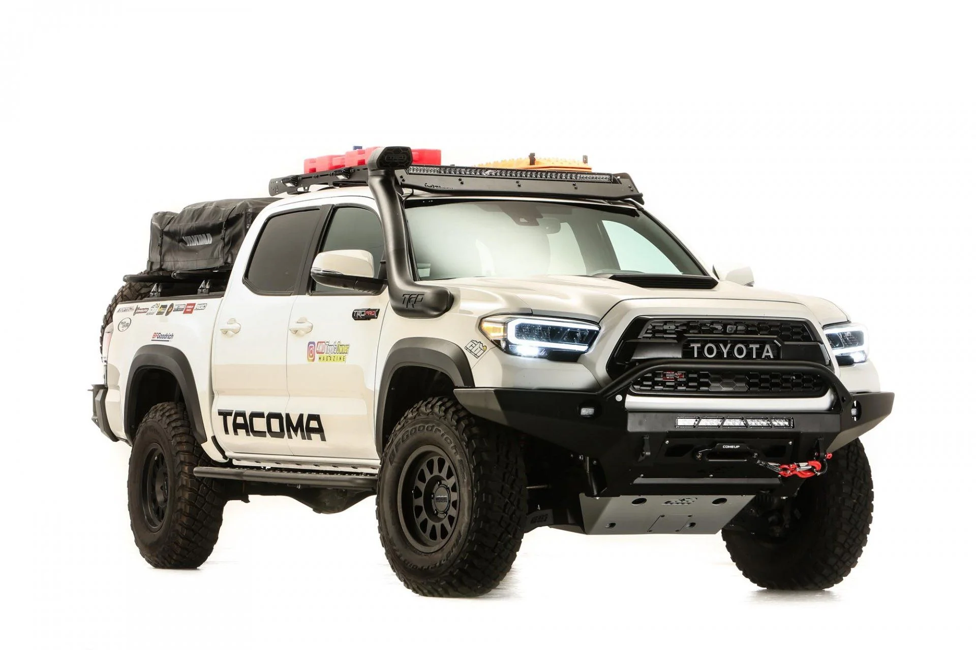 4WD_Overland-Ready_Tacoma_SEMA_2020_LowRes_3.webp