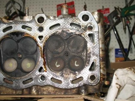 #5 & #6 combustion chamber on the head MUD.webp