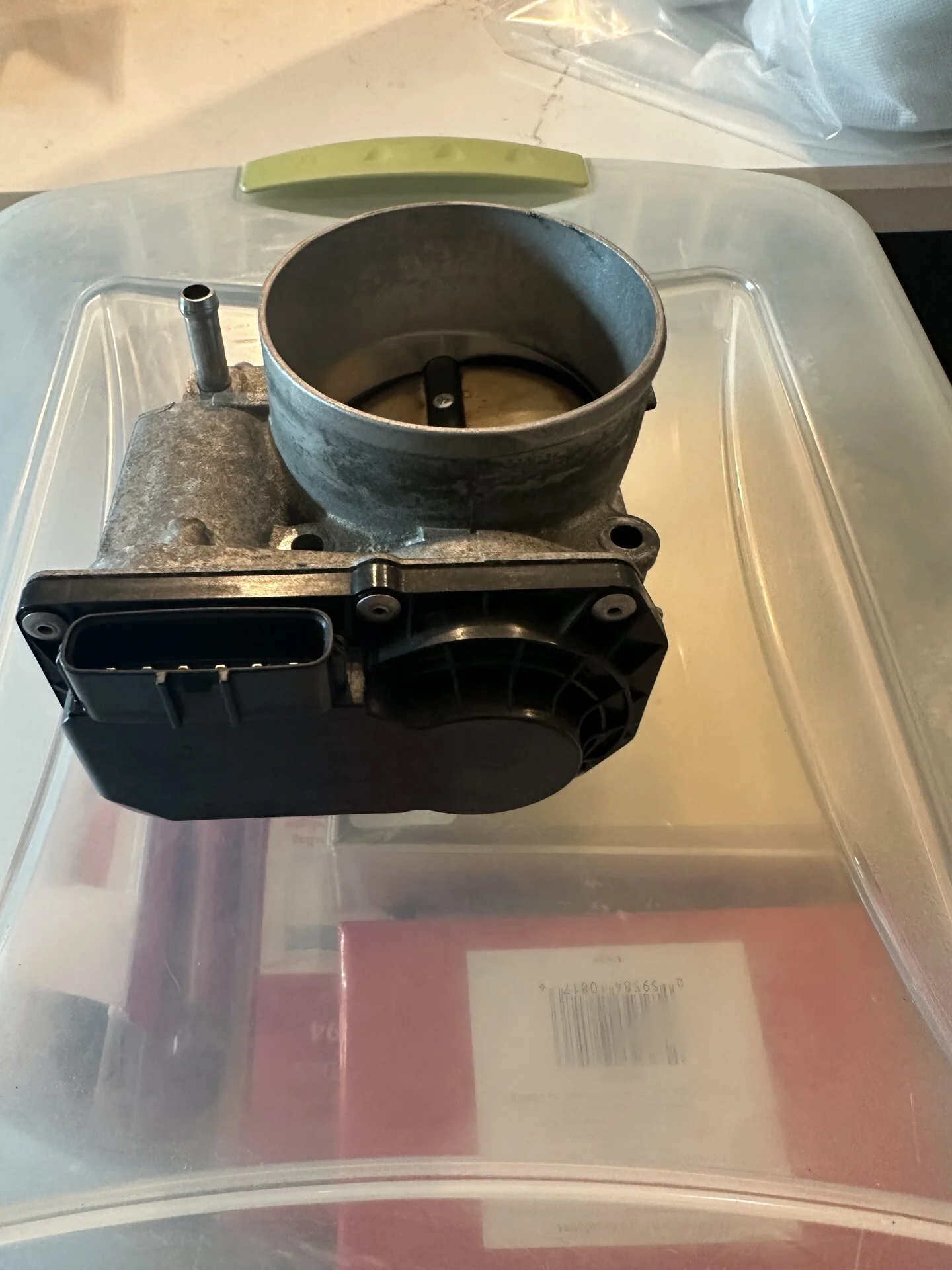 5.7 Throttle Body Assembly 4.webp