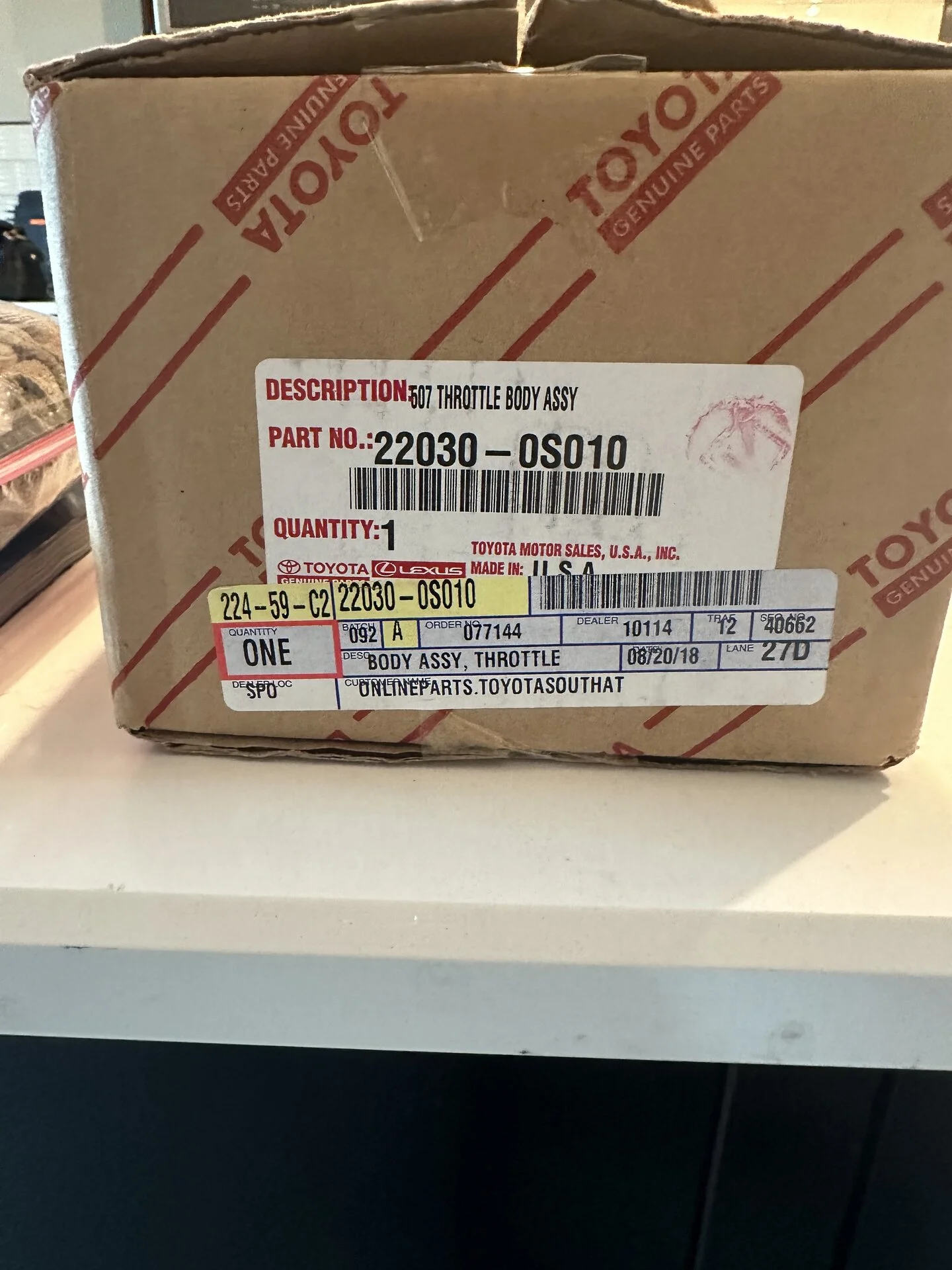 5.7 V8 Throttle Body Assembly 1.webp