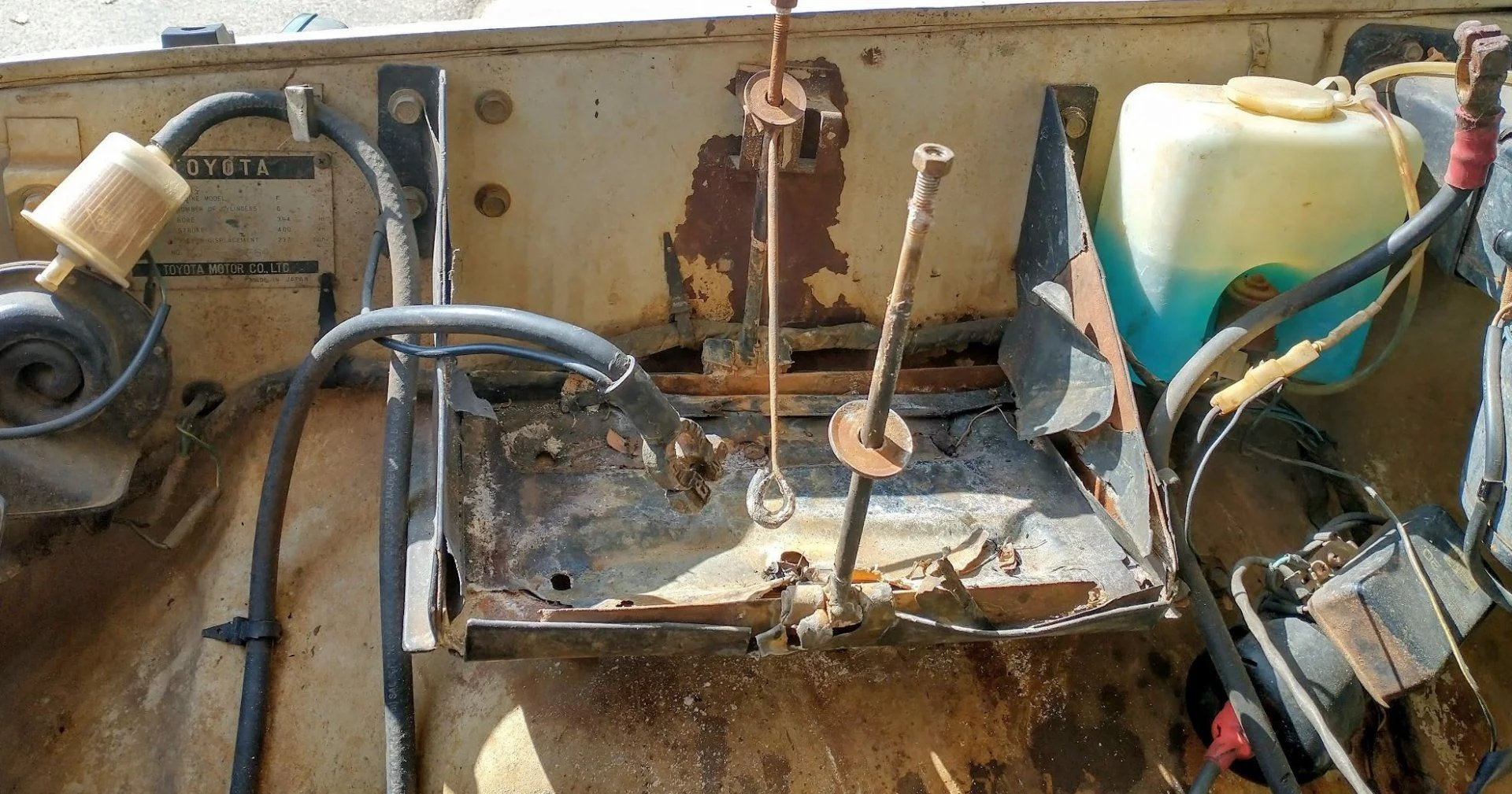 55 battery tray before.webp