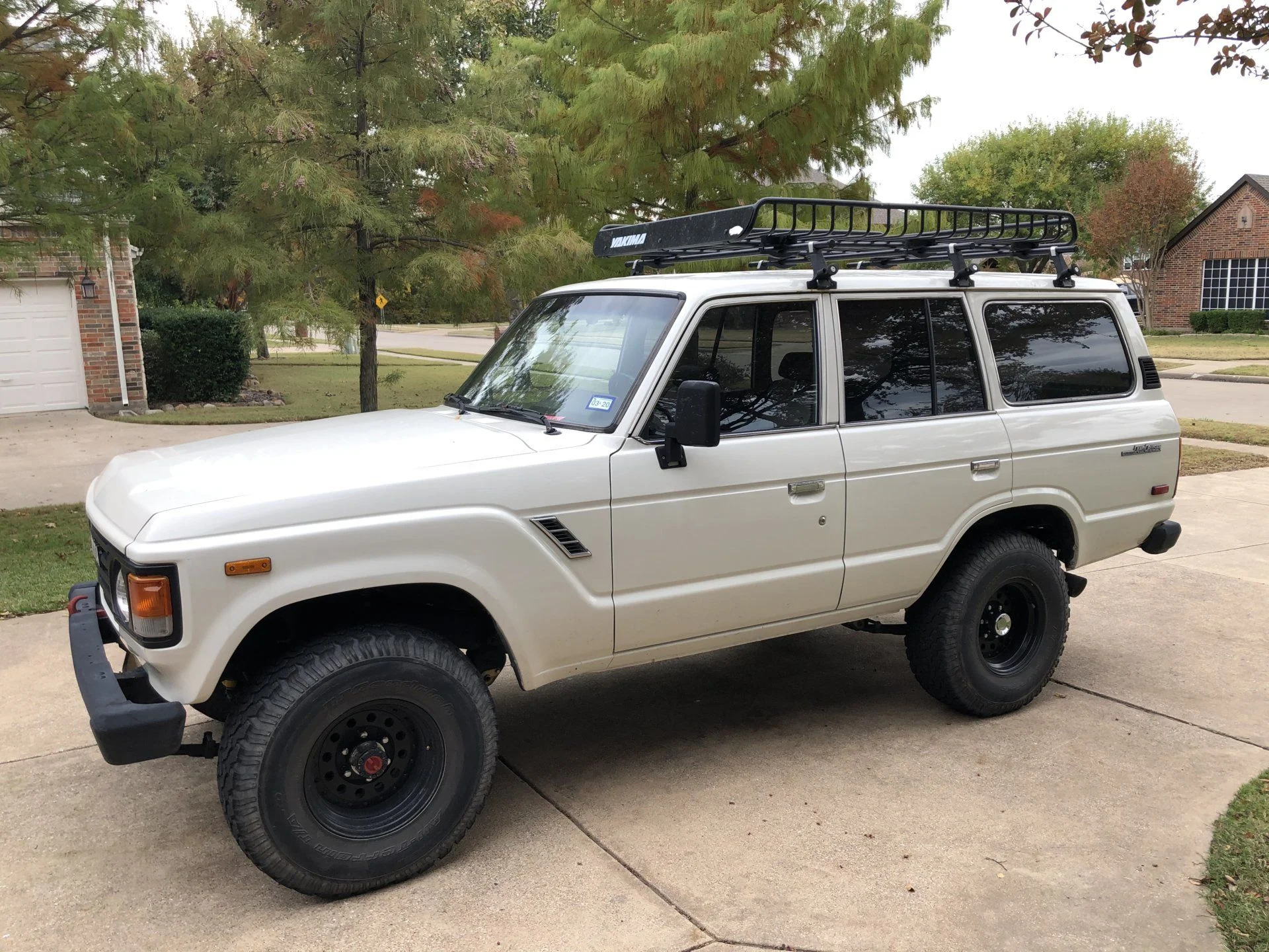 Dallas,  1983 FJ60
