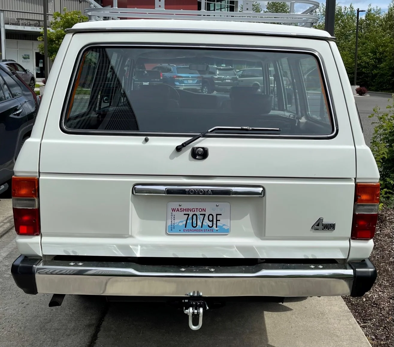 5_rear.webp
