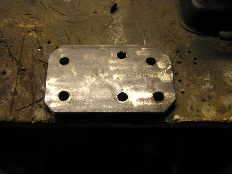 6. fabrication de la contre plaque pour le boitier.webp