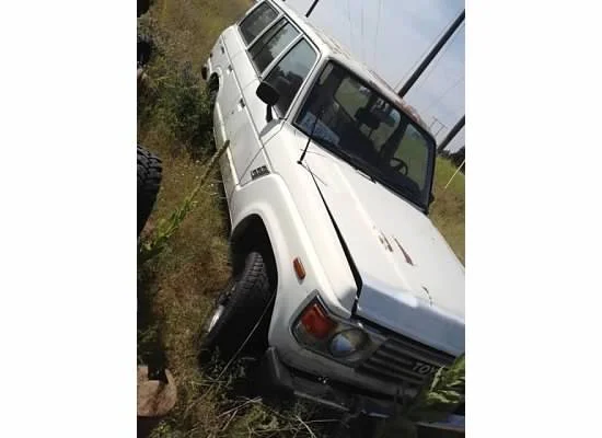 FJ60 parts truck $950/OBO Spokane, WA